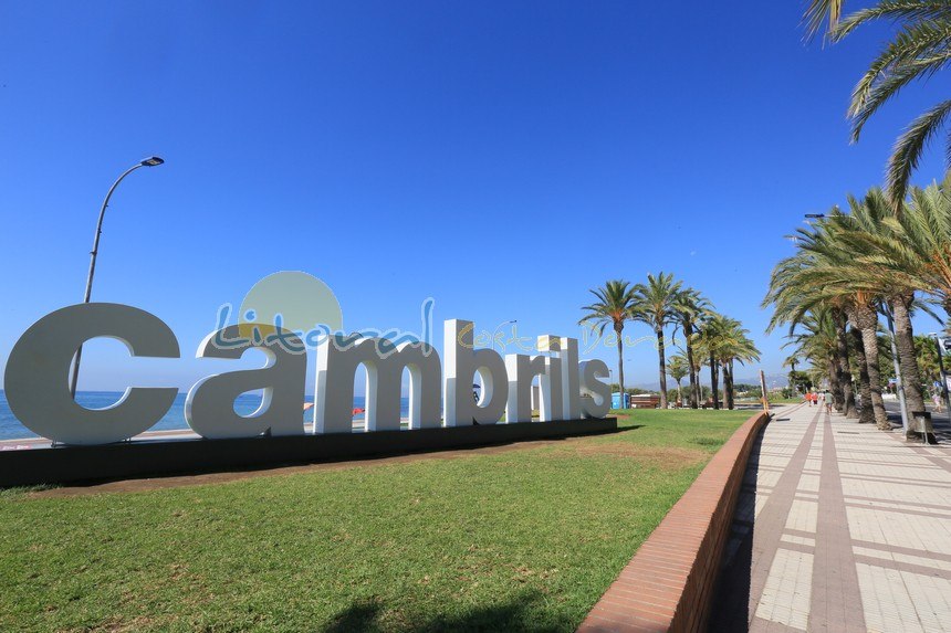 Pasear por el puerto de cambrils con niños