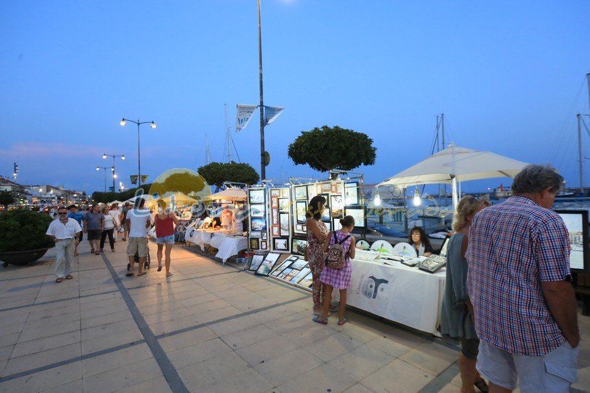 Mercadillos nocturnos en Cambrils