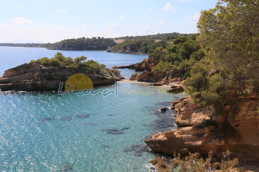 playa l'illot ametlla de mar