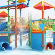 zona-infantil-aquopolis-la-pineda-3