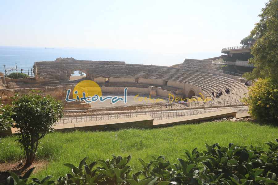 Anfiteatro Romano de Tarragona junto al mar